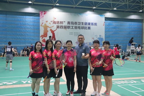 羽毛球女隊合照.JPG