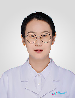 劉璐.jpg